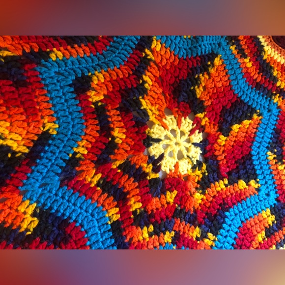 One of a kind colourful crochet bohemian star pattern throw blanket - Picture 2 of 6